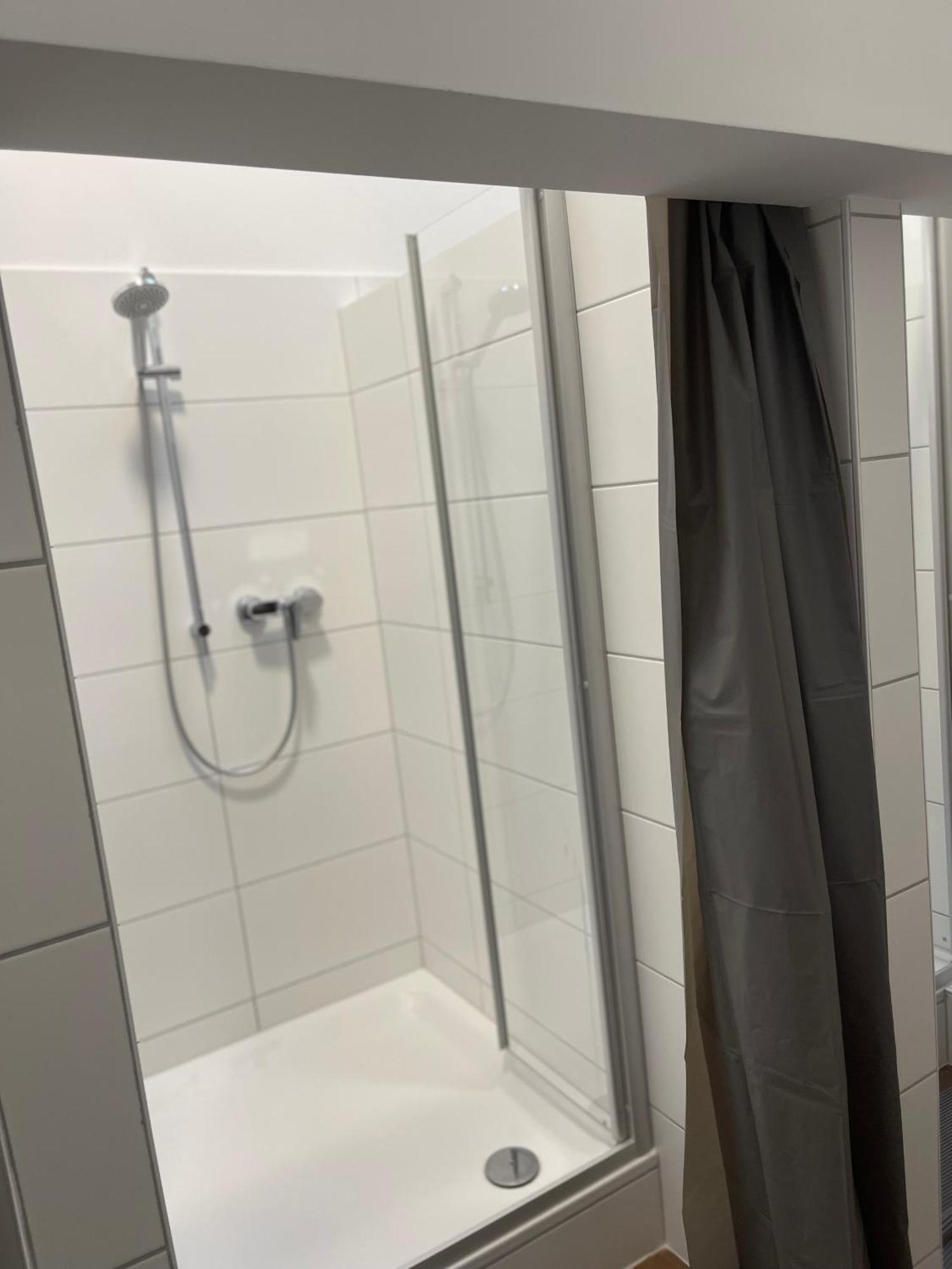 Kavkaz Restaurant & Hotel Lohmar Extérieur photo
